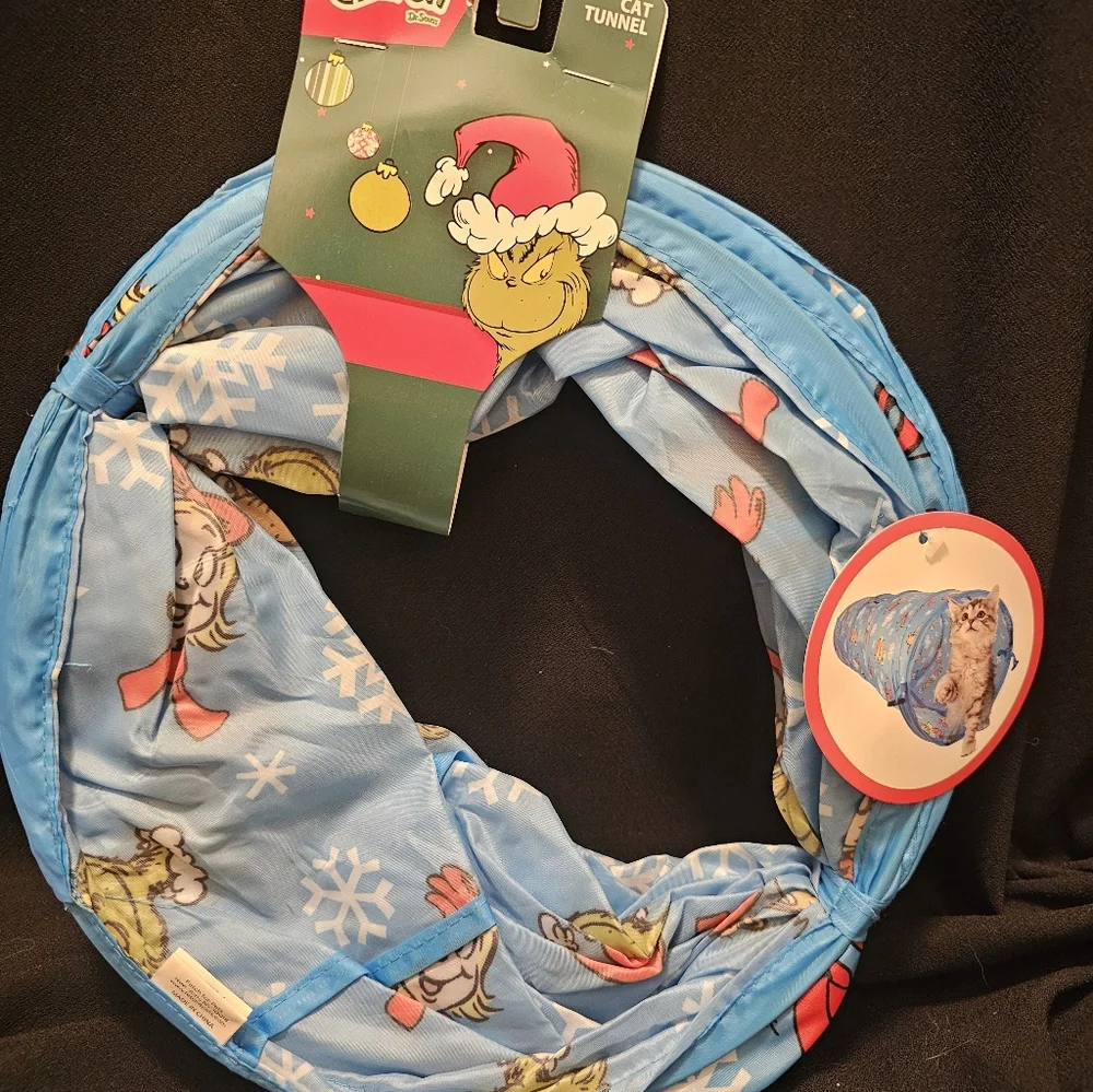 Grinch Cat Pop-Up Tent and Tunnel Set